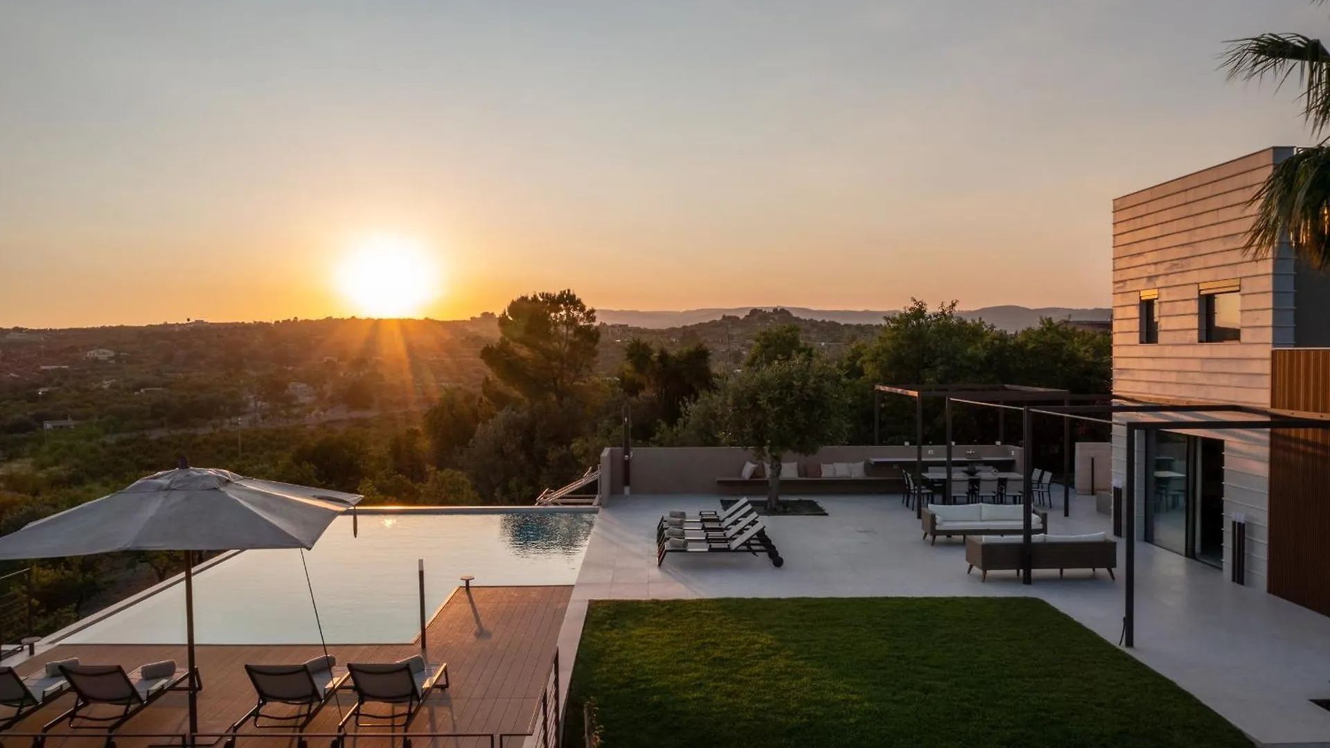 Altamira - Luxury Villa Con Piscina A Noto